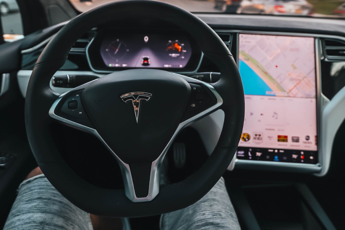 Tesla annonce une mise à jour majeure de son logiciel découvrez les nouveautés à venir !